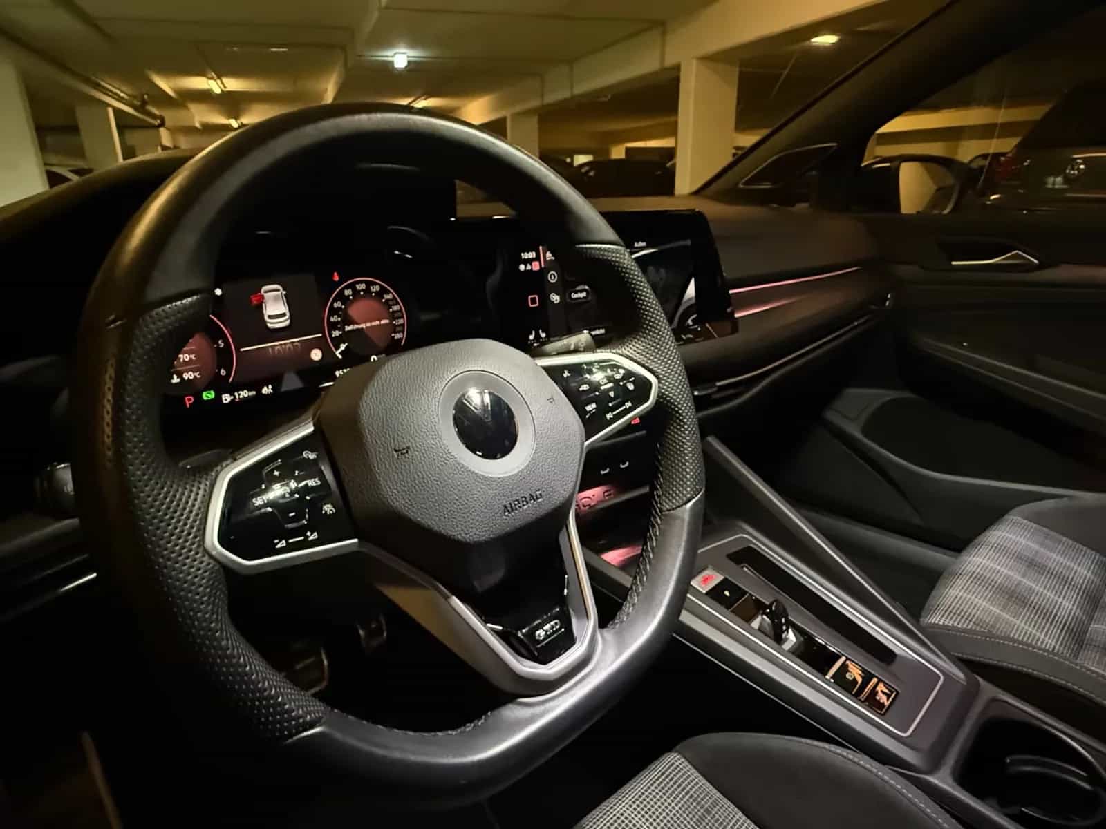 Volkswagen Golf 06/2021-photo-19