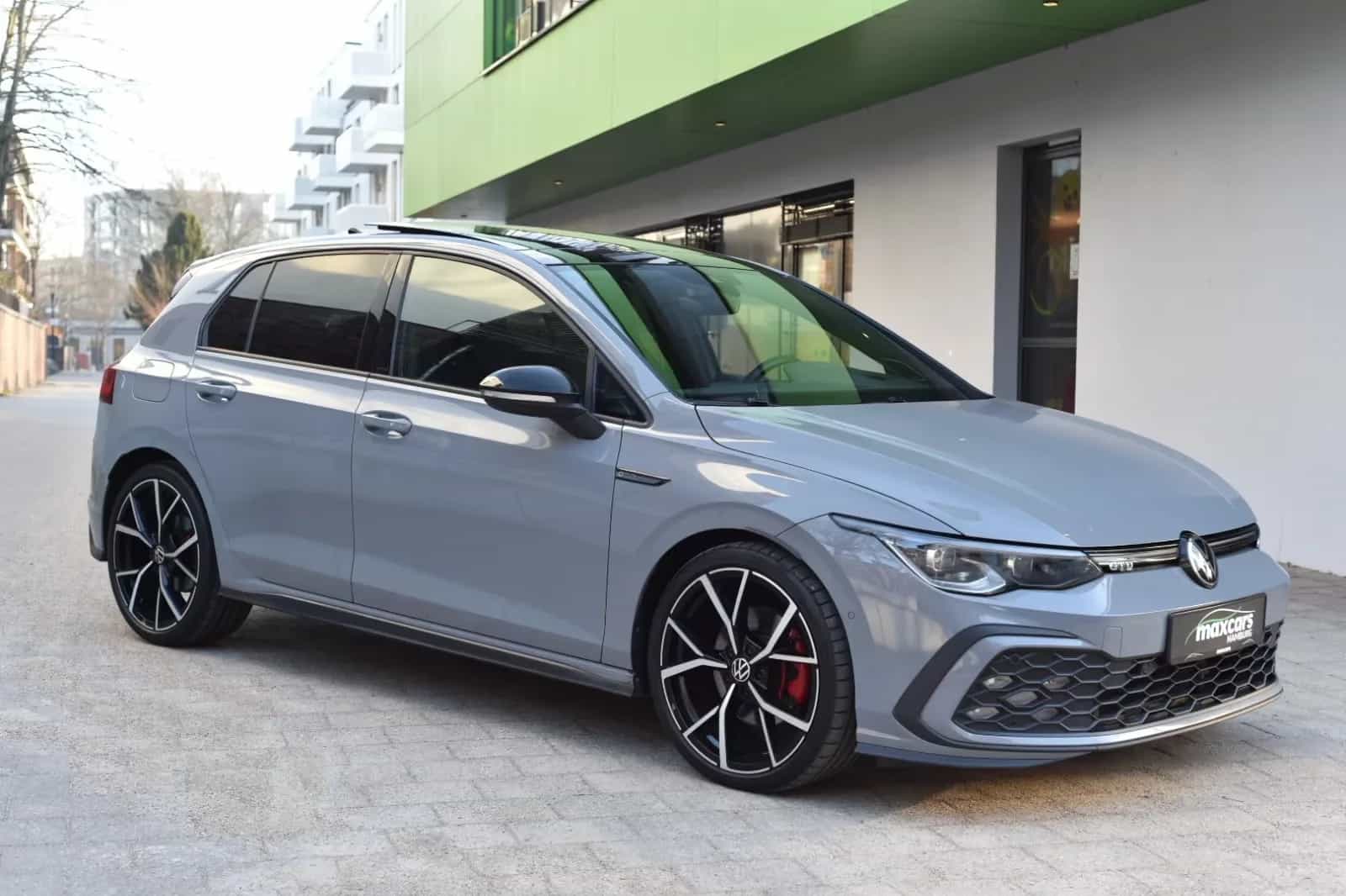 Volkswagen Golf 06/2021-photo-2