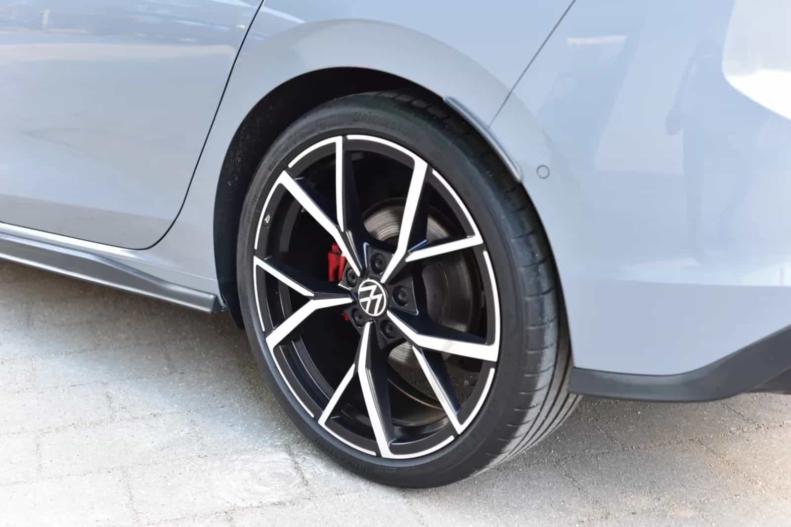 Volkswagen Golf 06/2021-photo-9