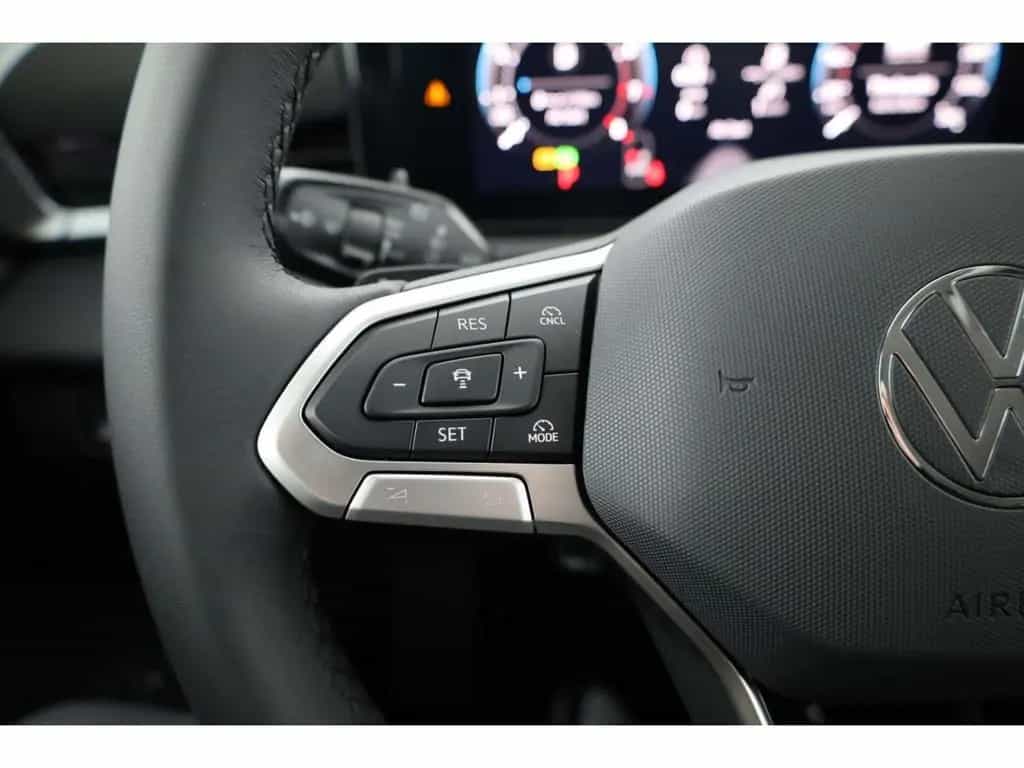 Volkswagen T-Roc 1.5 eTSI OPF Style/Massagesitze/Navi null-photo-14