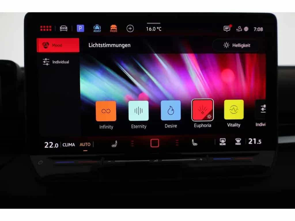 Volkswagen T-Roc 1.5 eTSI OPF Style/Massagesitze/Navi null-photo-20