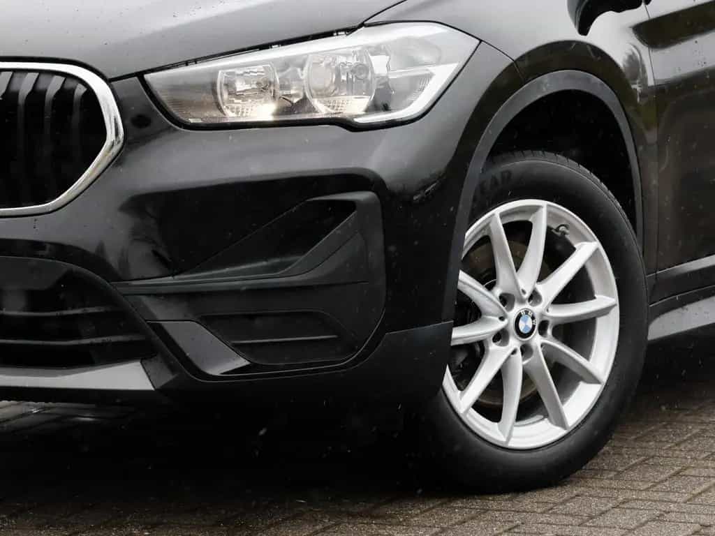 BMW X1 xDrive20d Business-Paket/Navi/SHZ/PDC 10/2021-photo-2