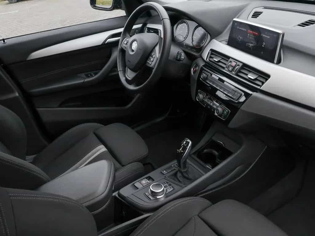 BMW X1 xDrive20d Business-Paket/Navi/SHZ/PDC 10/2021-photo-3