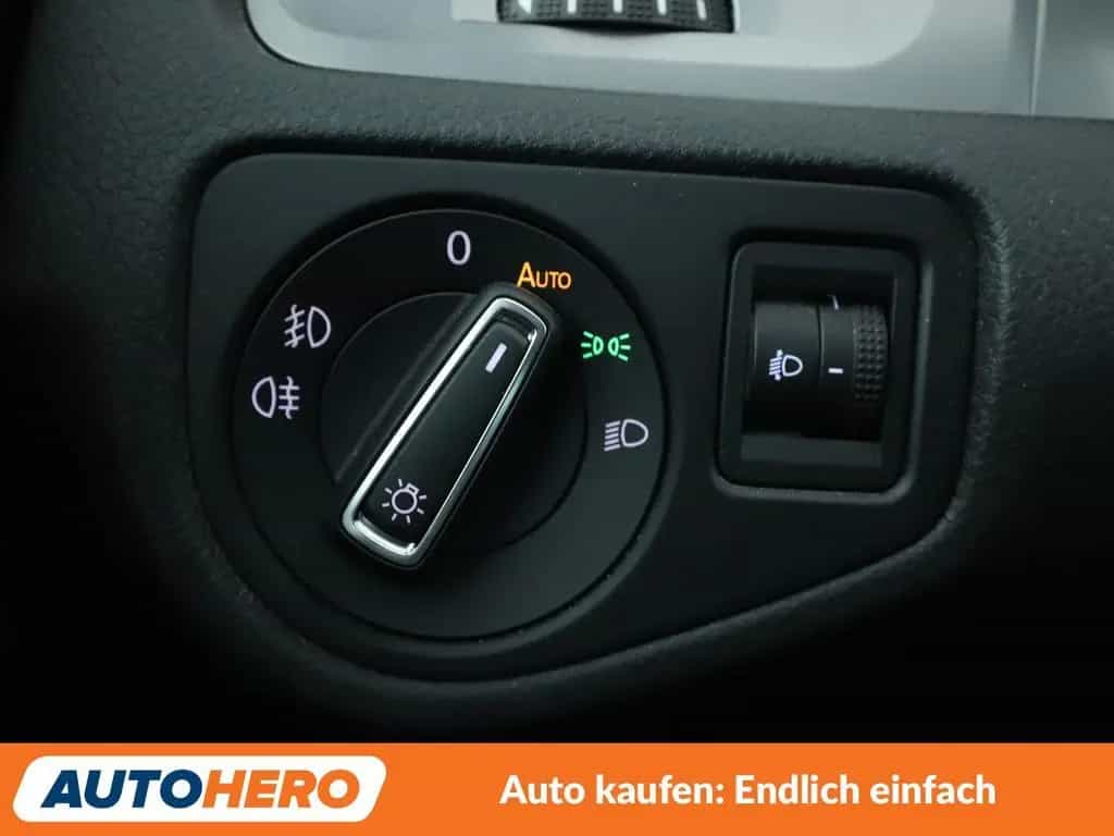 Volkswagen Golf VII 1.4 TSI Lounge BlueMotion Tech.*TEMPO* 06/2015-photo-25