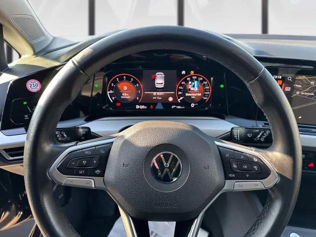 Volkswagen Golf VIII Life 1,5 Ltr.-96 kW 16V TSI ACT 06/2020-photo-18