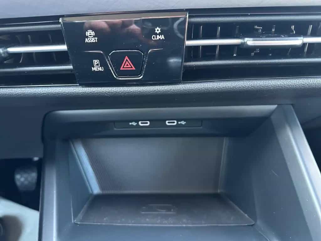 Volkswagen Golf VIII Life 1,5 Ltr.-96 kW 16V TSI ACT 06/2020-photo-38