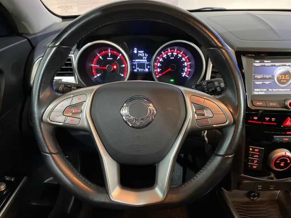 Ssangyong Tivoli 1.6 e-XDi 160 QUARTZ 2WD+Kamera 06/2017-photo-19