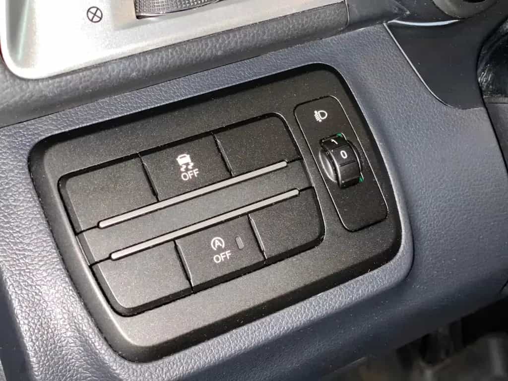 Ssangyong Tivoli 1.6 e-XDi 160 QUARTZ 2WD+Kamera 06/2017-photo-20