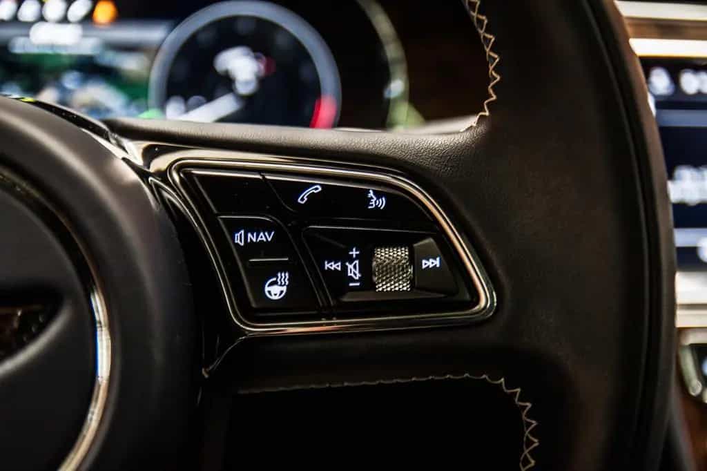 Bentley Bentayga 4.0 V8 Azure 4WD Autom. 11/2022-photo-15