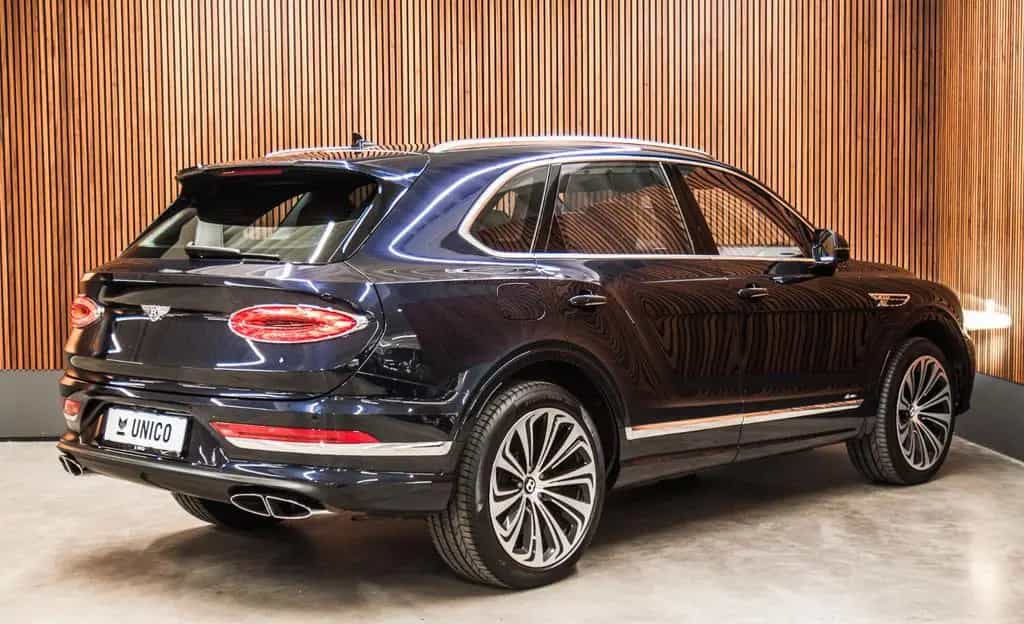 Bentley Bentayga 4.0 V8 Azure 4WD Autom. 11/2022-photo-4