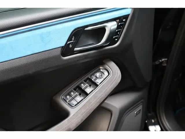 Porsche Macan GTS Individual Bicolor Matrix Panorama Sta 12/2020-photo-13