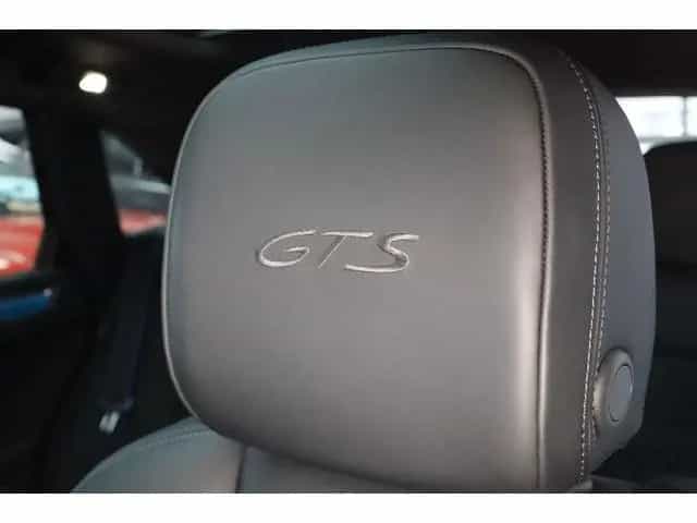Porsche Macan GTS Individual Bicolor Matrix Panorama Sta 12/2020-photo-28