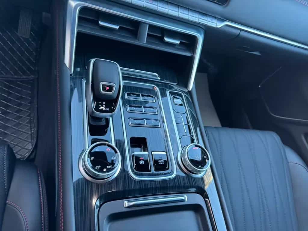 Foton 4 Ultra PICK UP 4X4 Mild-Hybrid(48V) LED LEDER null-photo-15