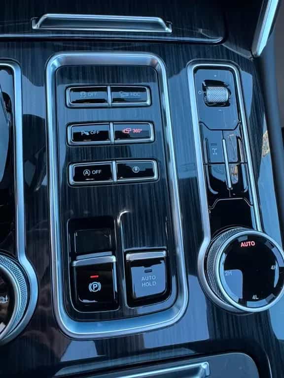 Foton 4 Ultra PICK UP 4X4 Mild-Hybrid(48V) LED LEDER null-photo-27