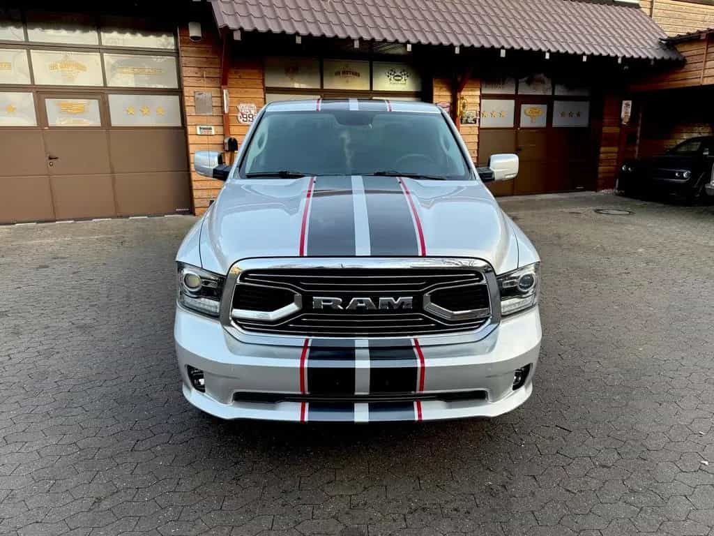 Dodge RAM SPORT*CLEAN CARFAX*UNFALLFREI*V8*4X4*LEDER*AHK 12/2018-photo-6