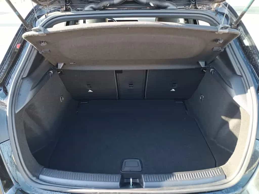 Mercedes-Benz A-Class Navigation 12/2019-photo-12