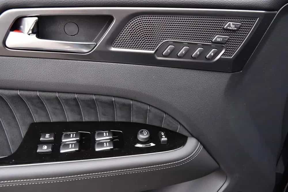 KGM Rexton 2.2 e-XDi Lux AWD *360+Sperre+LED+ACC+SD* 01/2026-photo-14