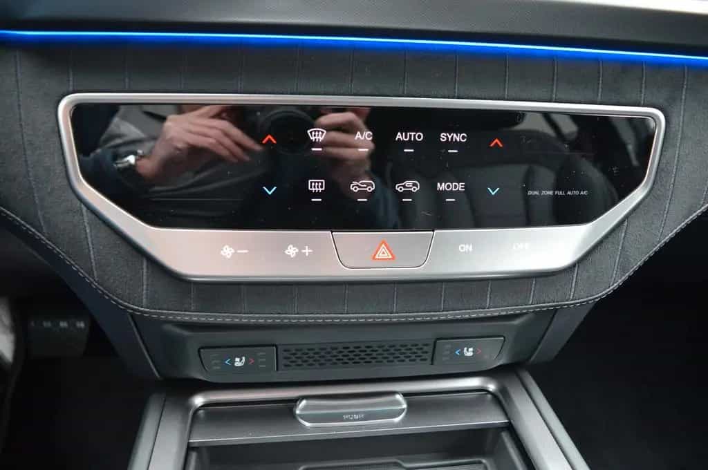 KGM Rexton 2.2 e-XDi Lux AWD *360+Sperre+LED+ACC+SD* 01/2026-photo-20