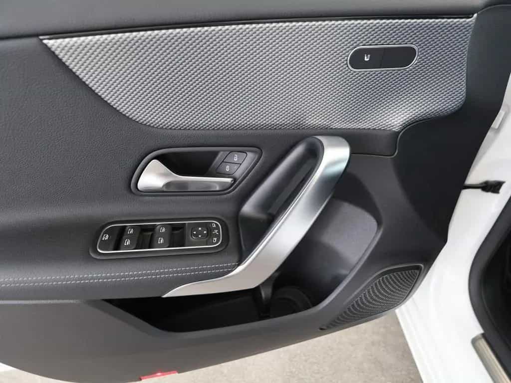 Mercedes-Benz A 200 PROGRESSIVE+LED+FLA+KAMERA+WIDE+CARPLAY+++ 04/2022-photo-9