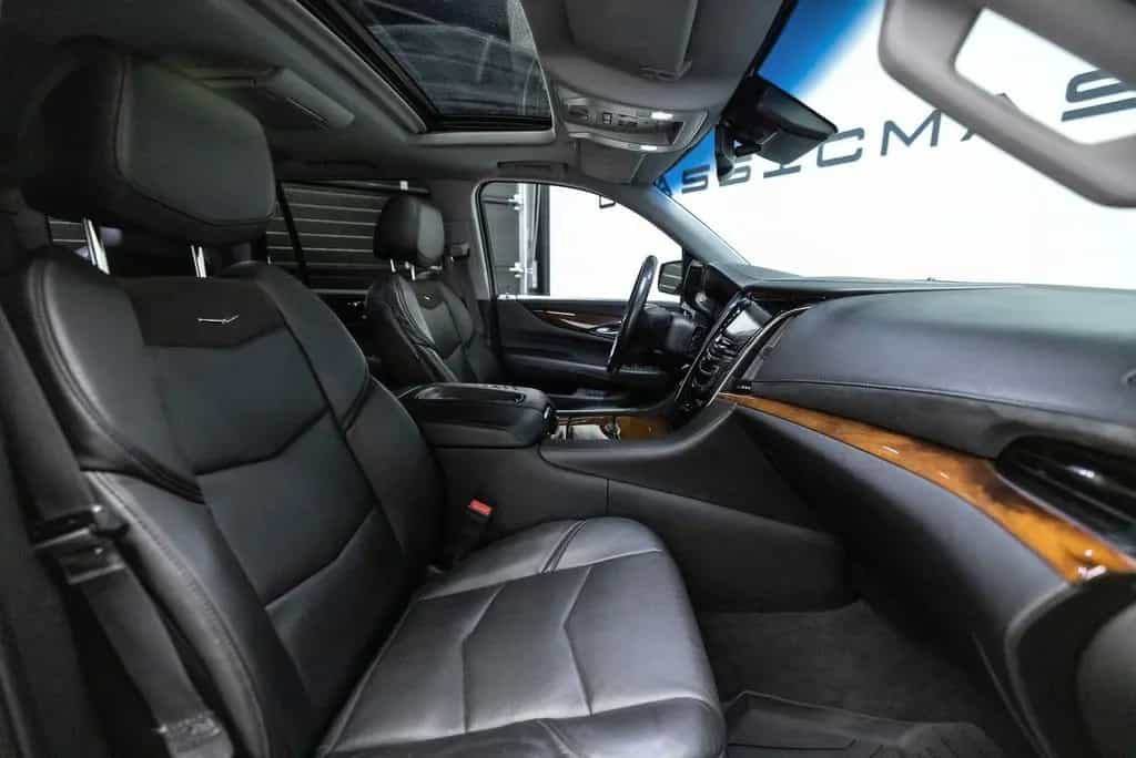 Cadillac Escalade 6.2 V8 Platinum 6 persoonsuitvoering (€ 12/2014-photo-1