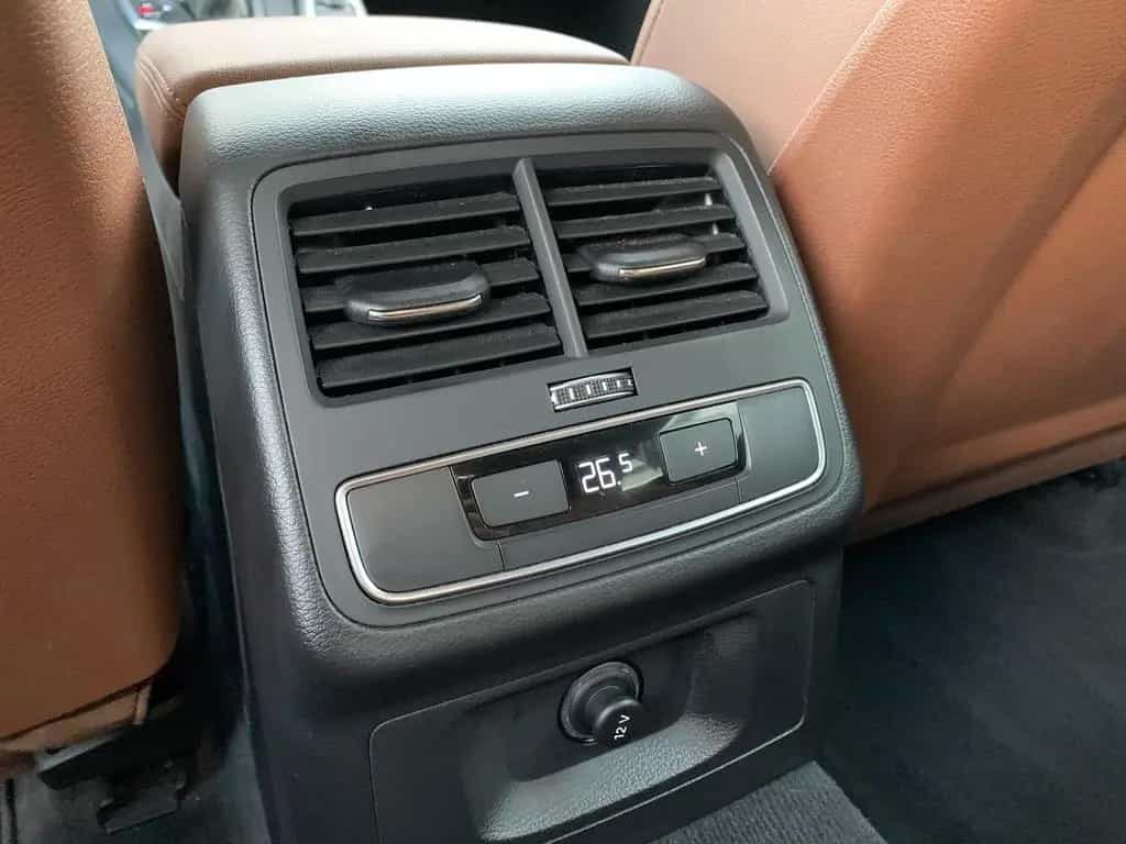 Audi A4 Avant 40 TDI HUD+NAVI+AHK+LEDER+PDC 01/2021-photo-12