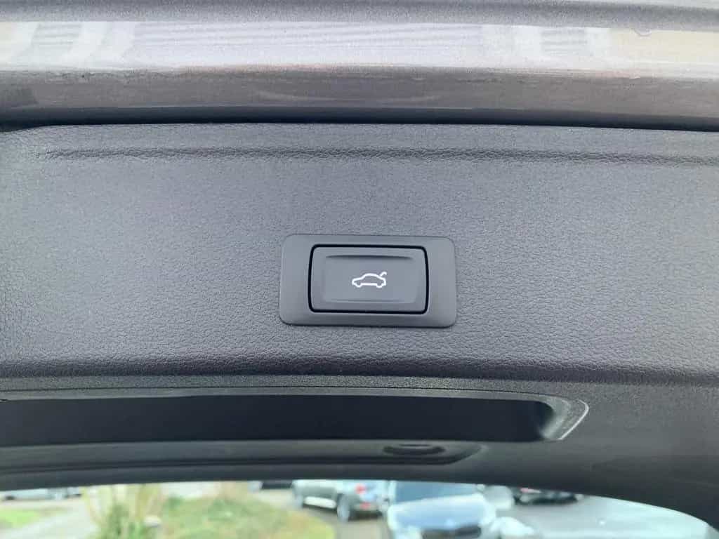 Audi A4 Avant 40 TDI HUD+NAVI+AHK+LEDER+PDC 01/2021-photo-7