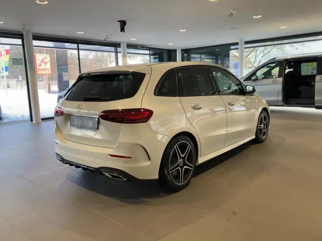 Mercedes-Benz B-Class 250 4M AMG ADV. PLUS+NIGHT+PANO+MULTIBEAM+KAM+ 11/2023-photo-3