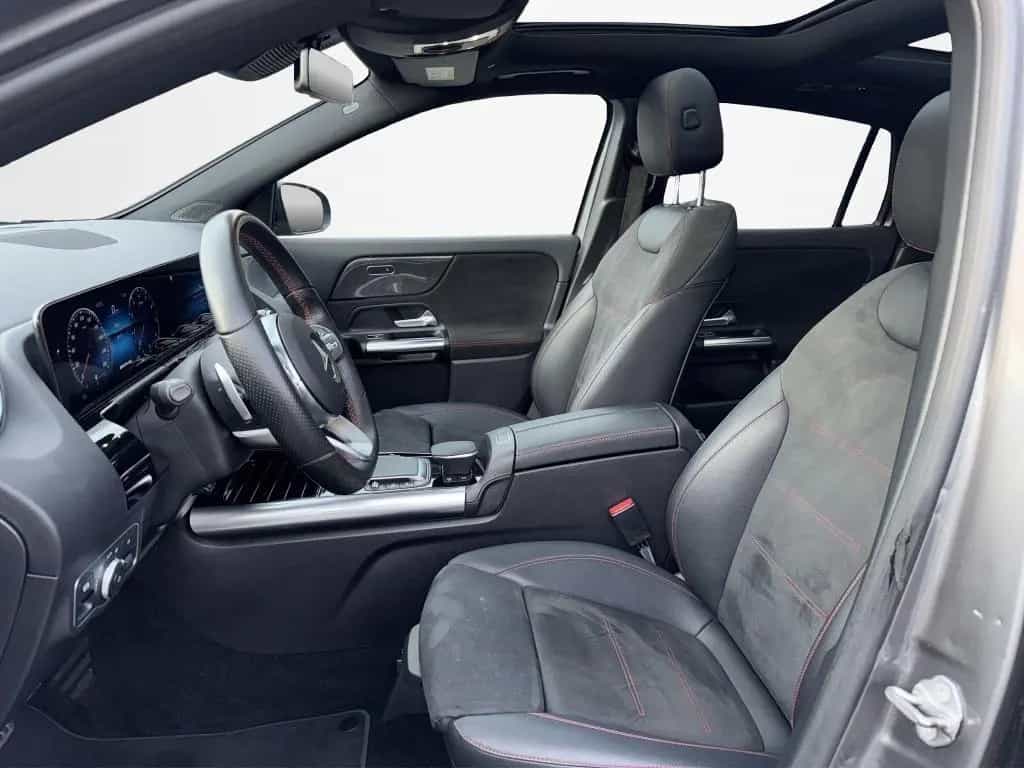 Mercedes-Benz GLA-Class 35 AMG 4M NAVI KAMERA TOTWINKEL PANO NIGHT 10/2020-photo-17