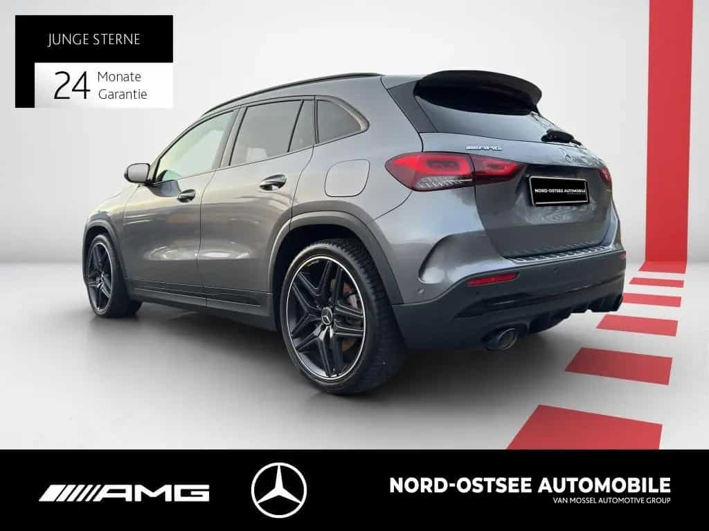 Mercedes-Benz GLA-Class 35 AMG 4M NAVI KAMERA TOTWINKEL PANO NIGHT 10/2020-photo-2