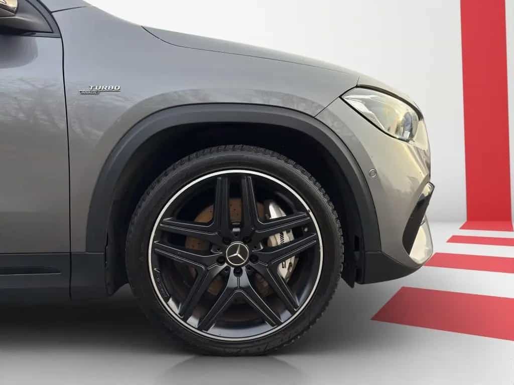 Mercedes-Benz GLA-Class 35 AMG 4M NAVI KAMERA TOTWINKEL PANO NIGHT 10/2020-photo-4