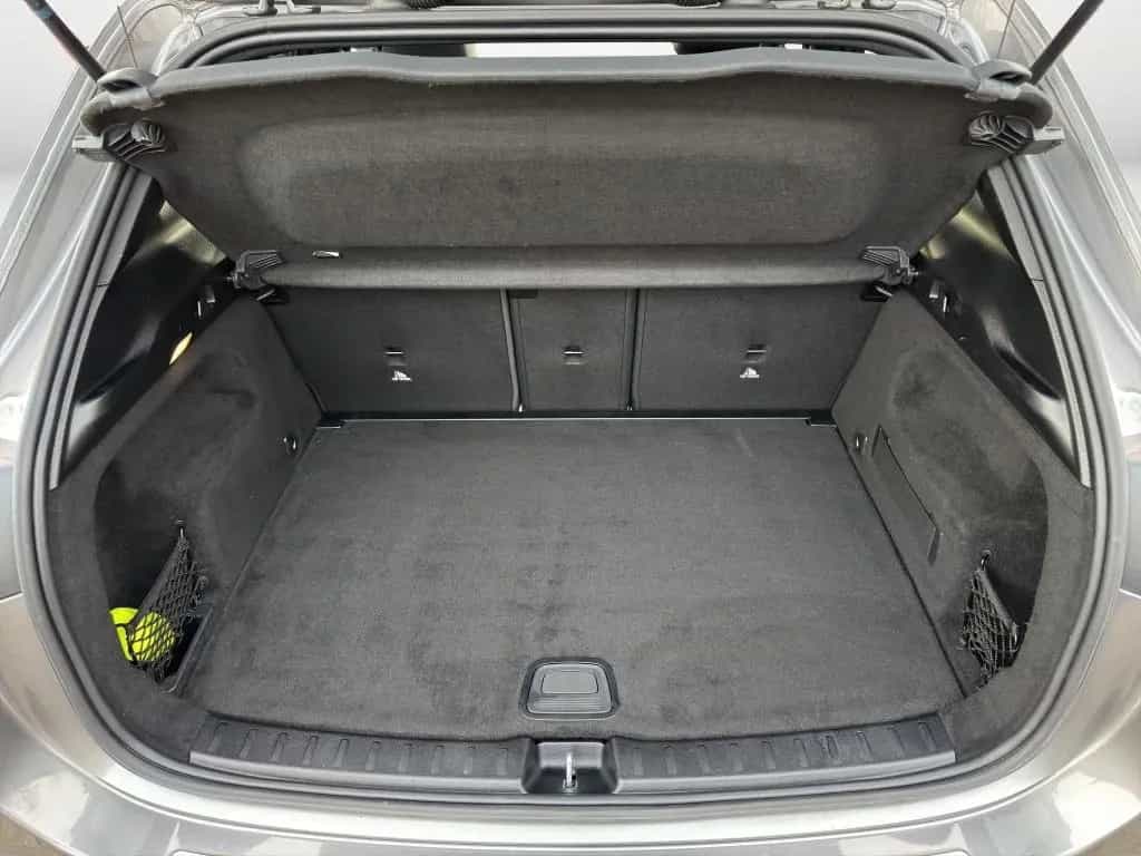 Mercedes-Benz GLA-Class 35 AMG 4M NAVI KAMERA TOTWINKEL PANO NIGHT 10/2020-photo-9