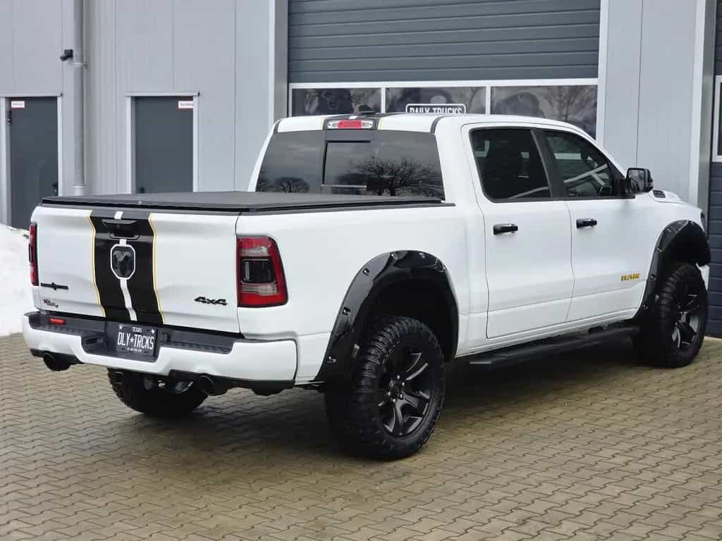 Dodge RAM 1500 5.7 4x4 Lone Star Night LED 12´´ AHK 10/2023-photo-10