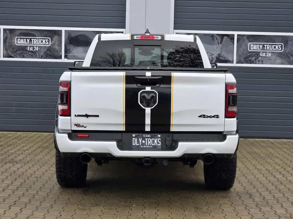 Dodge RAM 1500 5.7 4x4 Lone Star Night LED 12´´ AHK 10/2023-photo-8
