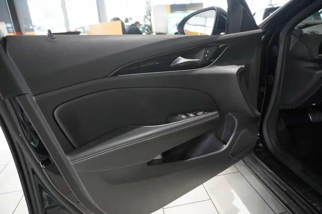 Opel Insignia B GS 2.0D ELEGANCE NAVI/OPC/KAMERA/HUD 04/2022-photo-12