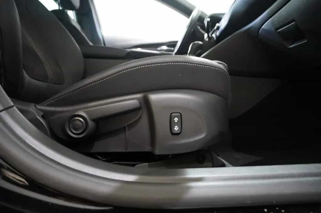 Opel Insignia B GS 2.0D ELEGANCE NAVI/OPC/KAMERA/HUD 04/2022-photo-34