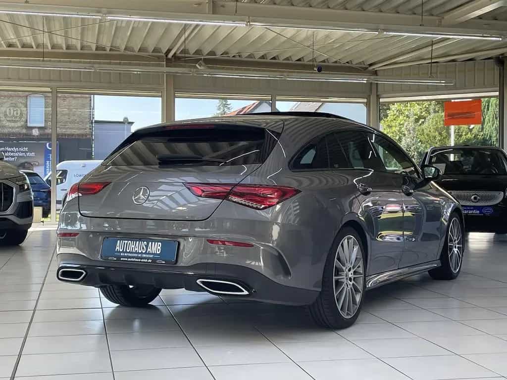 Mercedes-Benz CLA-Class 200 Shooting Brake AMG-Paket Kamera Pano LED 08/2019-photo-1