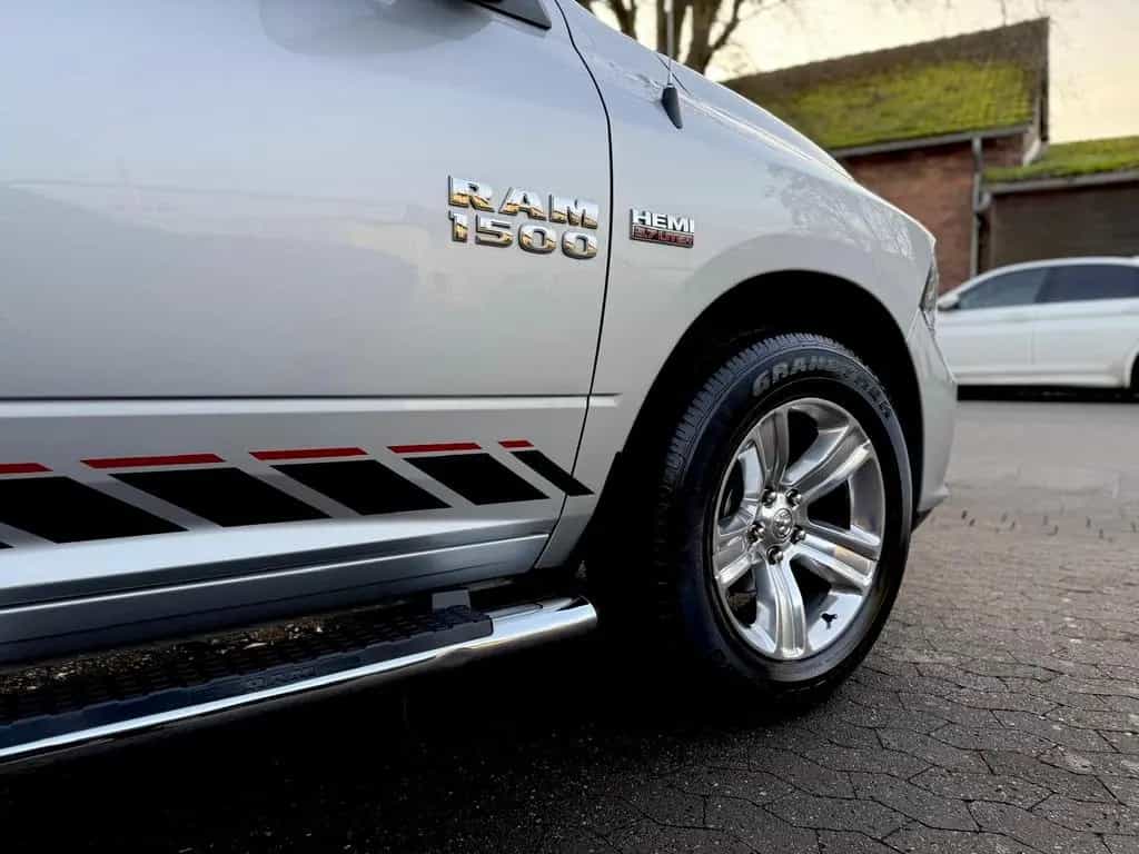 Dodge RAM LPG*SPORT*CLEAN CARFAX*UNFALLFREI*4X4*LEDER*AHK 12/2018-photo-15