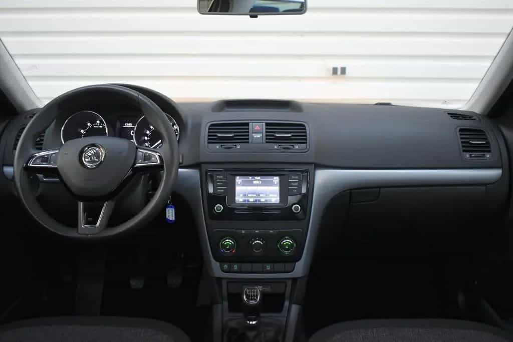 Skoda Yeti Active+AHK+SHZ+Tempomat+PDC+88.000KM 12/2015-photo-14