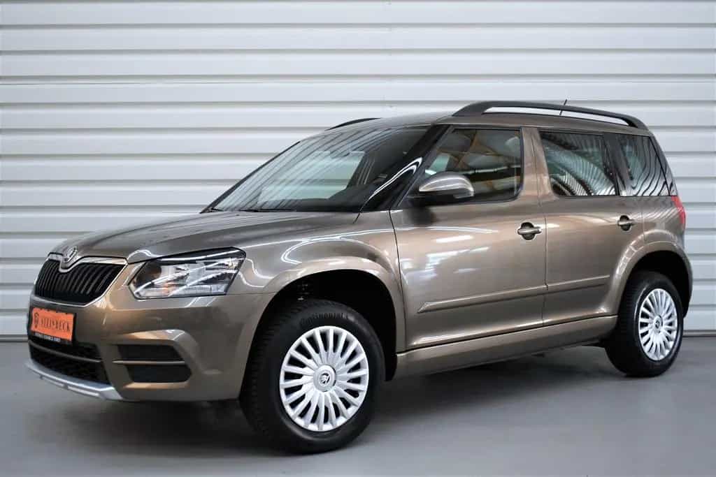 Skoda Yeti Active+AHK+SHZ+Tempomat+PDC+88.000KM 12/2015-photo-2
