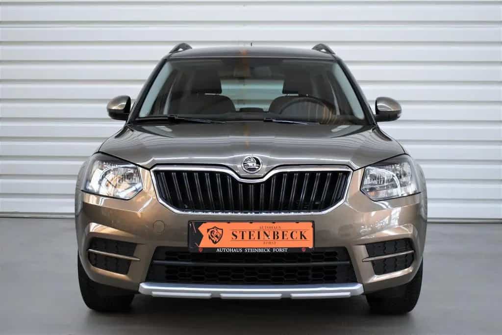 Skoda Yeti Active+AHK+SHZ+Tempomat+PDC+88.000KM 12/2015-photo-4