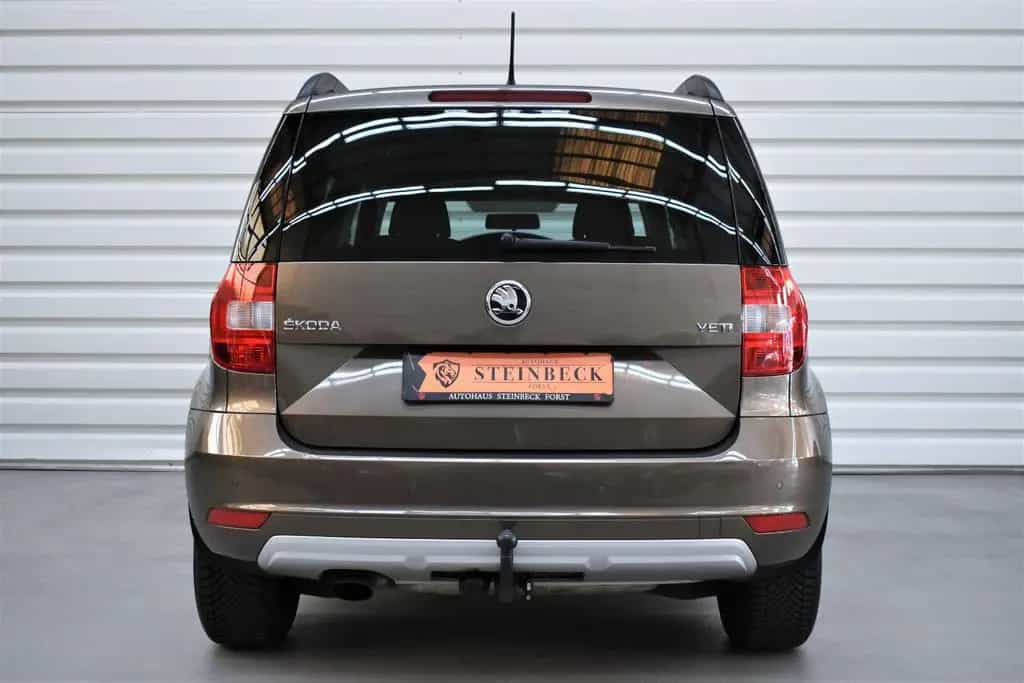 Skoda Yeti Active+AHK+SHZ+Tempomat+PDC+88.000KM 12/2015-photo-5