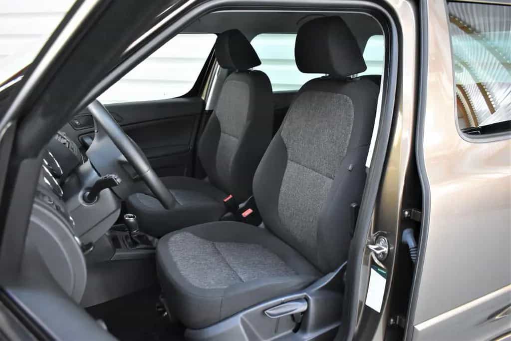 Skoda Yeti Active+AHK+SHZ+Tempomat+PDC+88.000KM 12/2015-photo-7