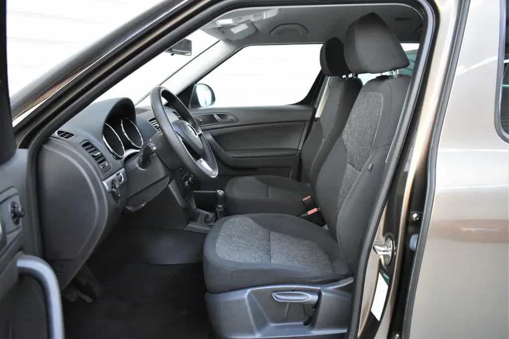 Skoda Yeti Active+AHK+SHZ+Tempomat+PDC+88.000KM 12/2015-photo-8