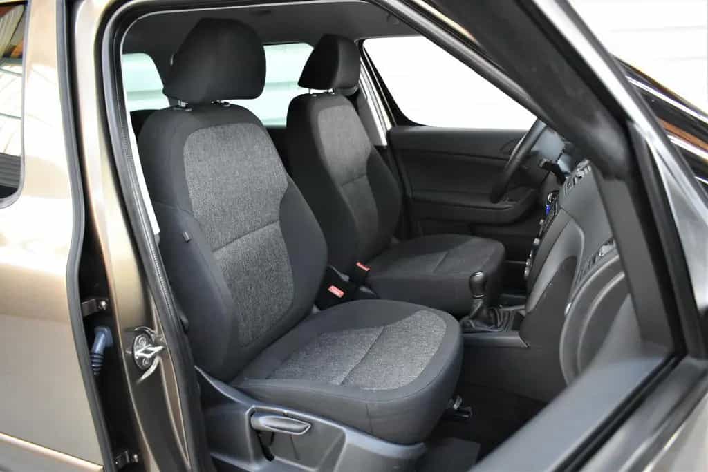 Skoda Yeti Active+AHK+SHZ+Tempomat+PDC+88.000KM 12/2015-photo-9