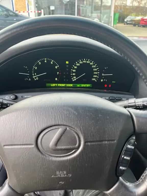 Lexus LS 400 4.0 V8 Auto - 10/1997-photo-2