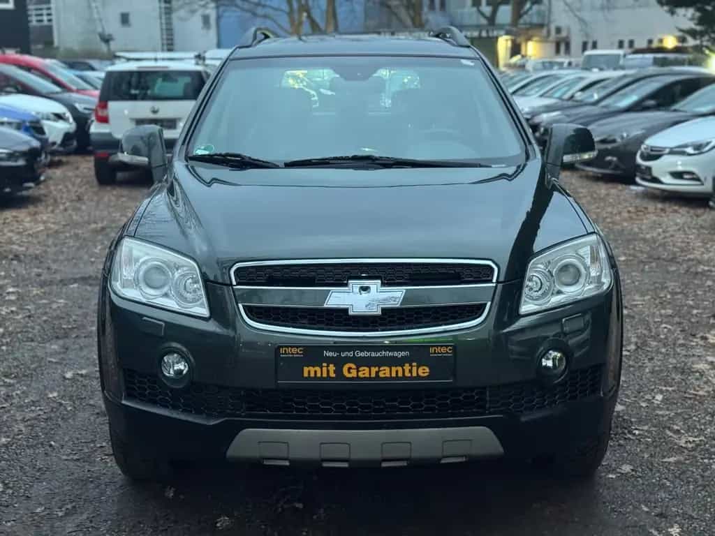 Chevrolet Captiva 3.2 LS 2WD TÜVNEU*Autom*Klima*7 Sitzer 09/2007-photo-1