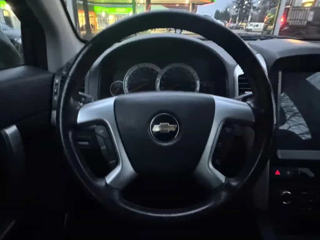 Chevrolet Captiva 3.2 LS 2WD TÜVNEU*Autom*Klima*7 Sitzer 09/2007-photo-19