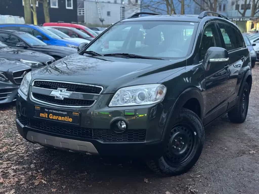Chevrolet Captiva 3.2 LS 2WD TÜVNEU*Autom*Klima*7 Sitzer 09/2007-photo-2