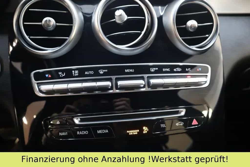 Mercedes-Benz GLC 250 4Matic*Navi*CAM*ACC*AHK 12/2017-photo-28
