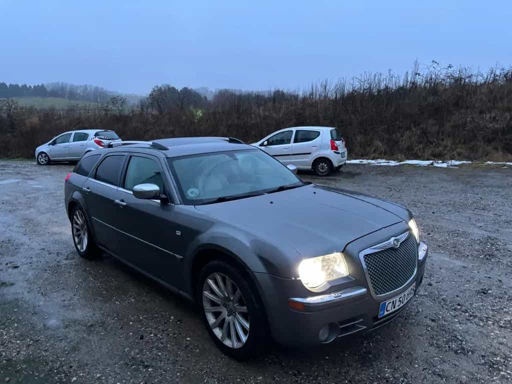 Chrysler 300C Touring 3.0 CRD 02/2007-photo-1
